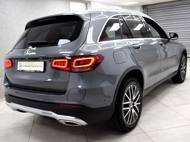 Mercedes-Benz GLC 300 e 235 kW image number 17