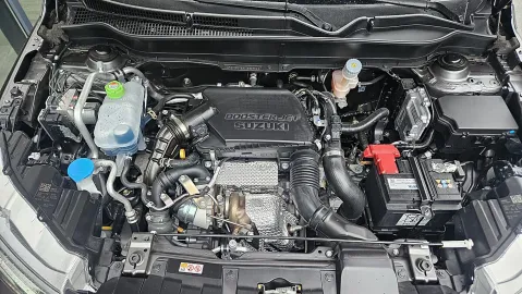 Car image 25