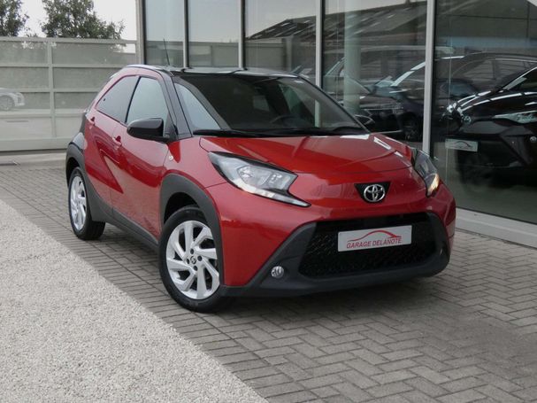 Toyota Aygo X 1.0 53 kW image number 3