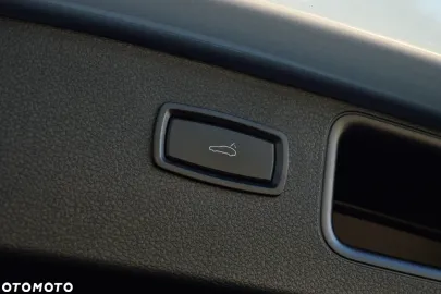 Car image 39