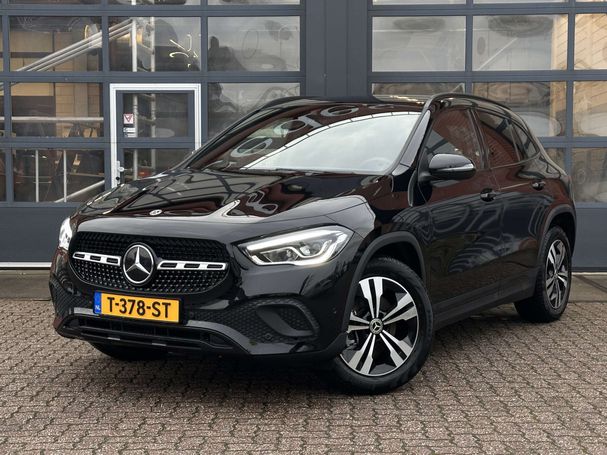 Mercedes-Benz GLA 250 e 160 kW image number 1