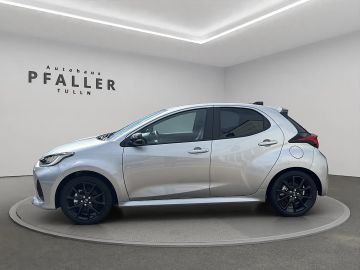 Car image 5