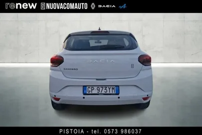 Car image 4