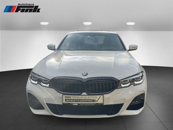 BMW 330i xDrive M Sport 190 kW image number 2