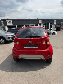 Car image 2