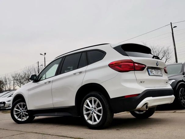 BMW X1 sDrive18i Advantage 103 kW image number 6