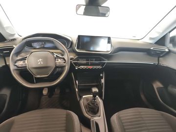 Car image 19