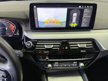 Car image 27