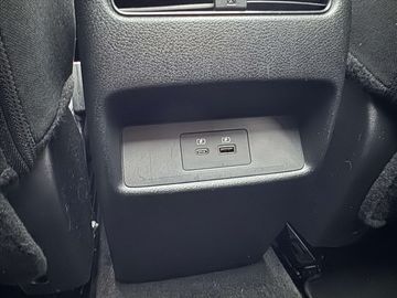 Car image 35