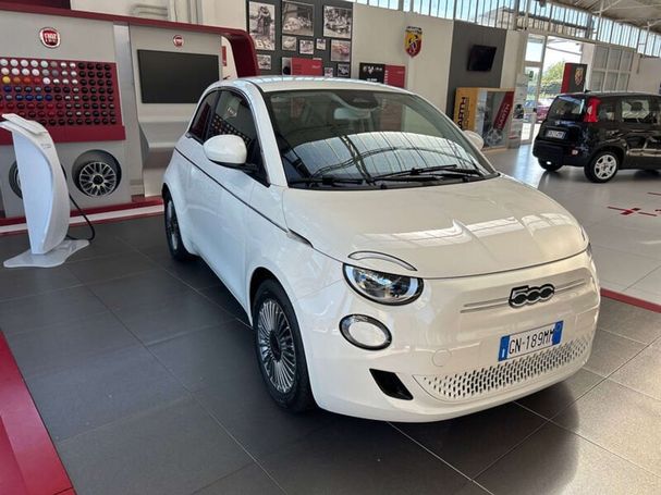 Fiat 500 e 70 kW image number 13