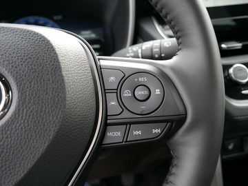 Car image 21