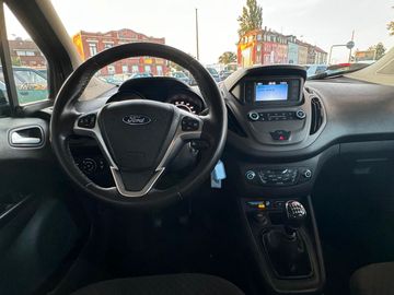 Car image 11