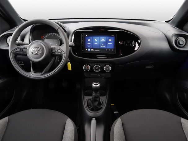 Toyota Aygo X 1.0 53 kW image number 8