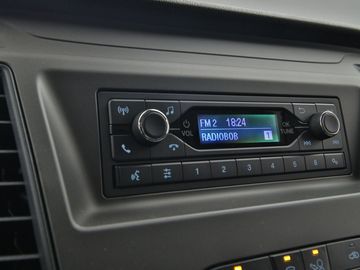 Car image 26