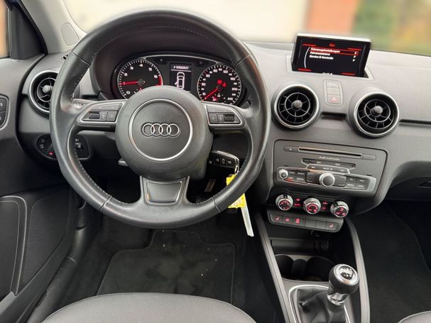 Audi A1 1.0 TFSI S-line Sportback 70 kW image number 12