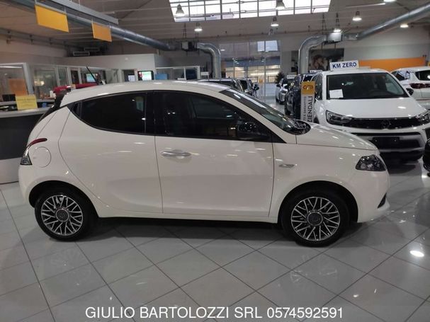 Lancia Ypsilon 51 kW image number 5