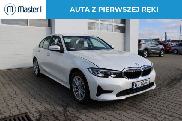 BMW 320d xDrive Advantage 140 kW image number 8