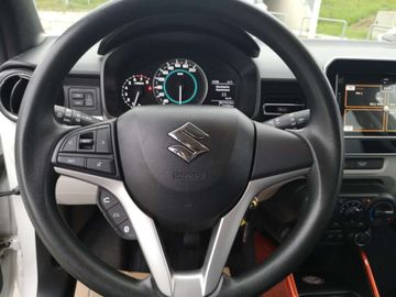 Car image 12