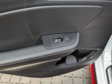 Car image 41