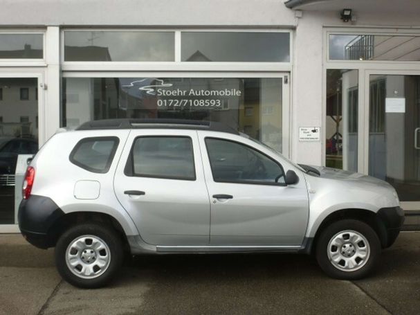 Dacia Duster 1.6 16V 4x2 Laureate 77 kW image number 3