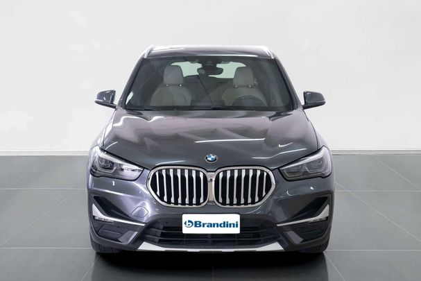 BMW X1 xDrive18d xLine 110 kW image number 3