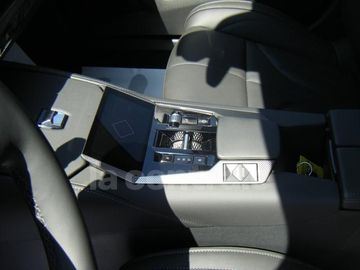 Car image 39