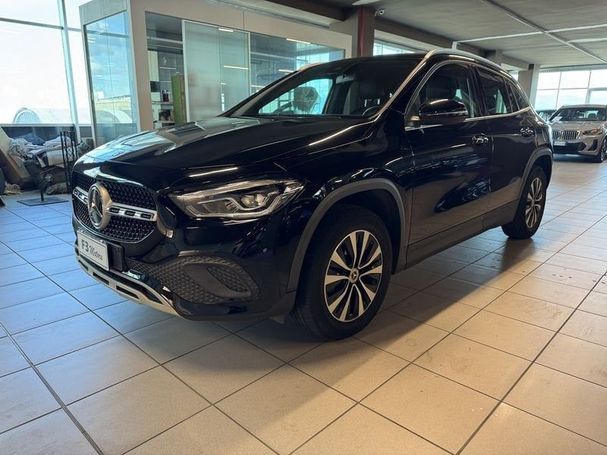 Mercedes-Benz GLA 180 85 kW image number 1