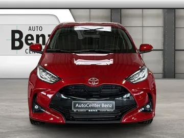 Car image 4