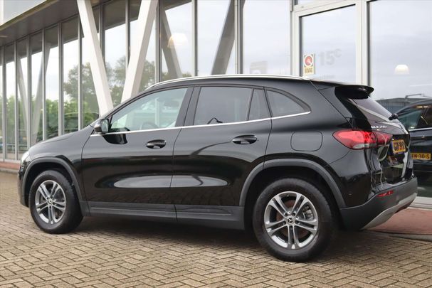 Mercedes-Benz GLA 250 e 160 kW image number 3