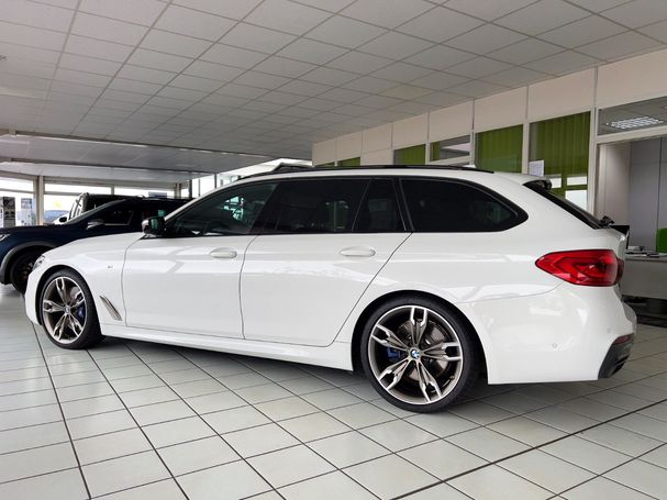 BMW 550d Touring xDrive 294 kW image number 17