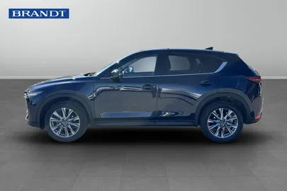 Car image 3