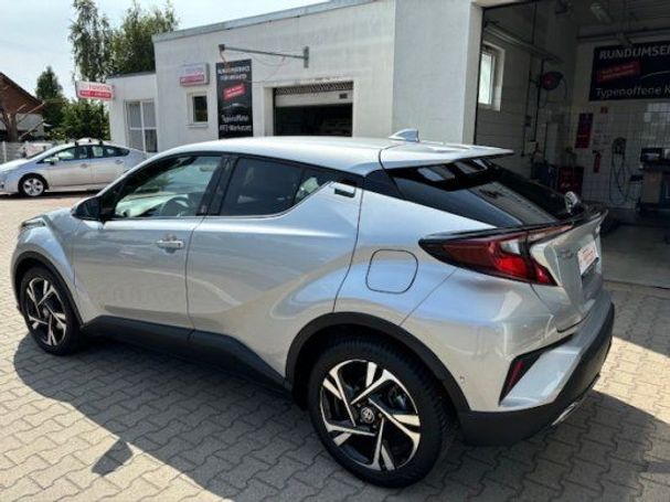 Toyota C-HR 2.0 Hybrid 135 kW image number 4