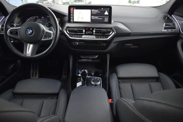 BMW X4 xDrive 140 kW image number 11