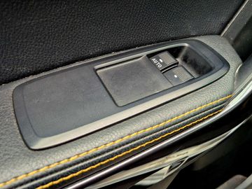 Car image 37