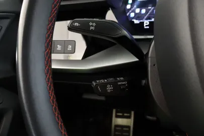 Car image 35