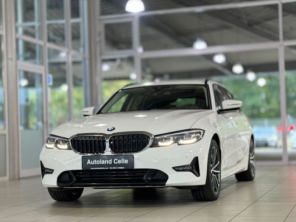 BMW 330e Touring M Sport 215 kW image number 1