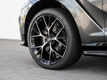 Car image 37