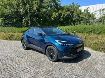 Car image 2
