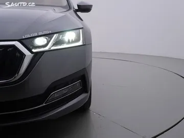 Car image 36
