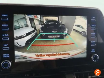 Car image 21
