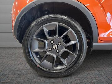 Car image 15