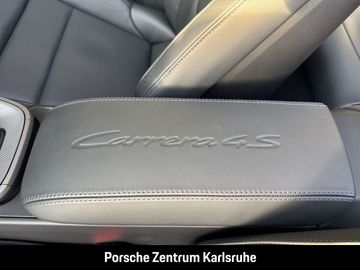 Car image 35