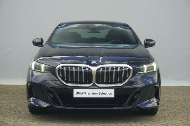 BMW 530 e 220 kW image number 2