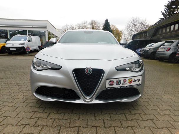 Alfa Romeo Giulia 2.0 Turbo Super 147 kW image number 8