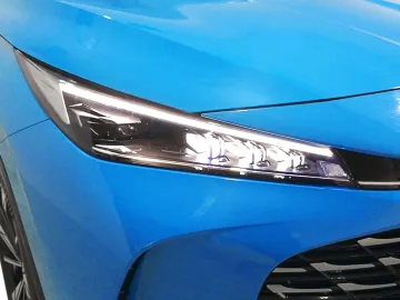 Car image 22