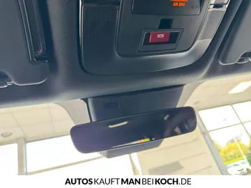 Car image 34