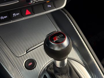 Car image 41