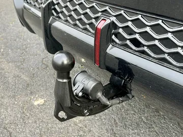 Car image 35