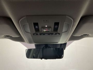 Car image 36