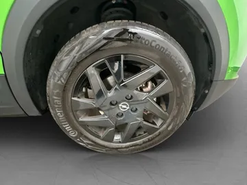 Car image 31